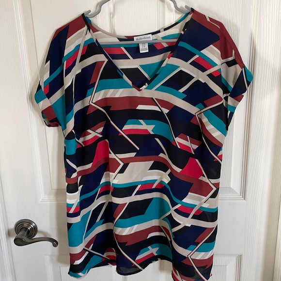 Motherhood Maternity Tops - Motherhood Maternity Zig Zag Pattern size medium